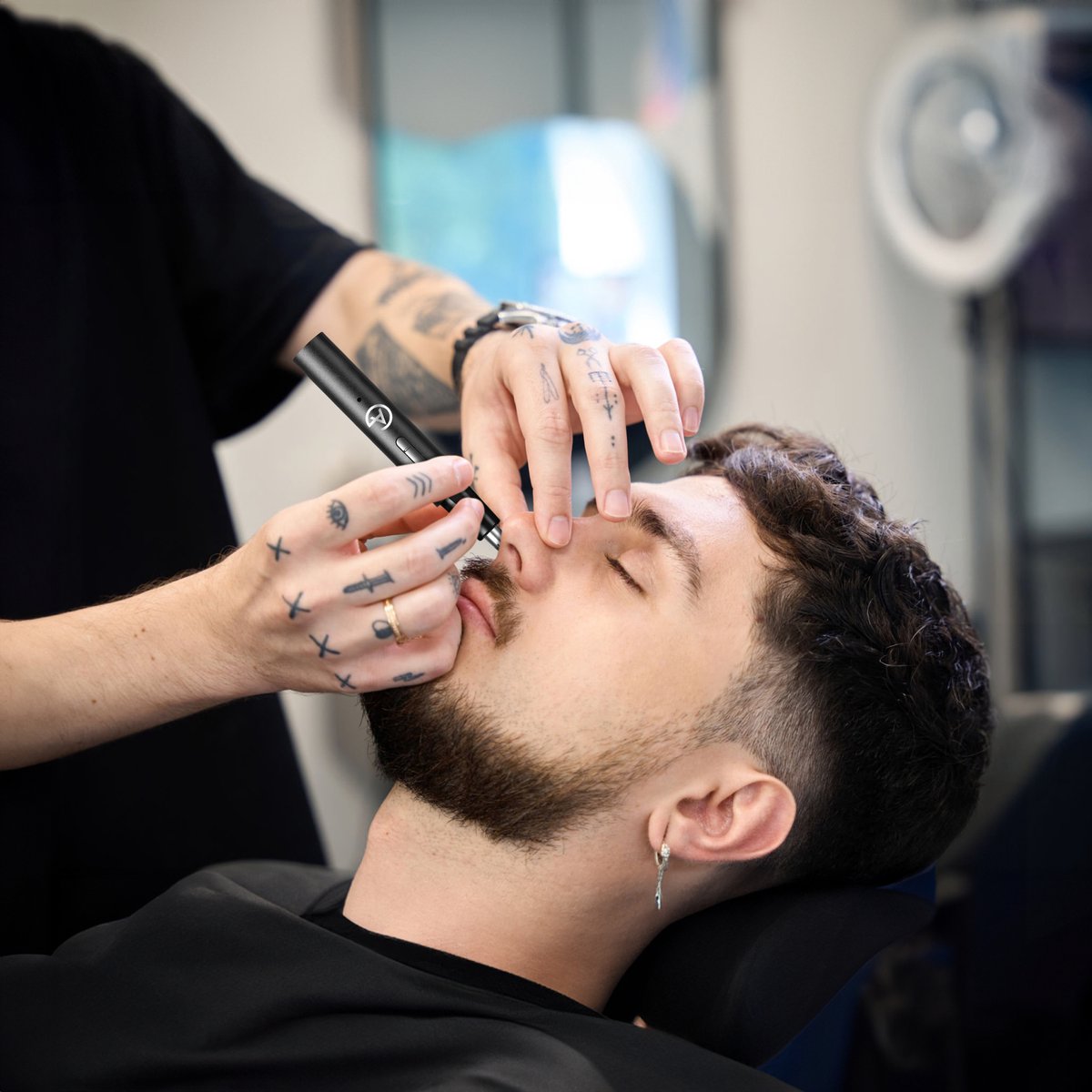 AG Neustrimmer & Wenkbrauwtrimmer - Vrouwen & Mannen - Zwart